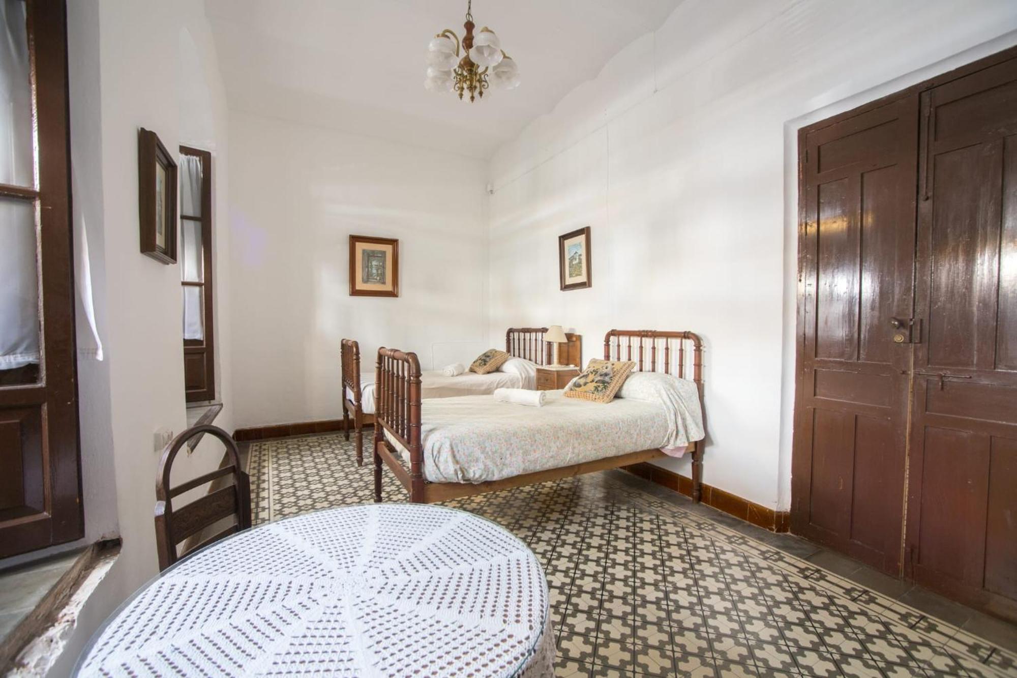 La Casa Del Cura 1935 Allotjament en família *